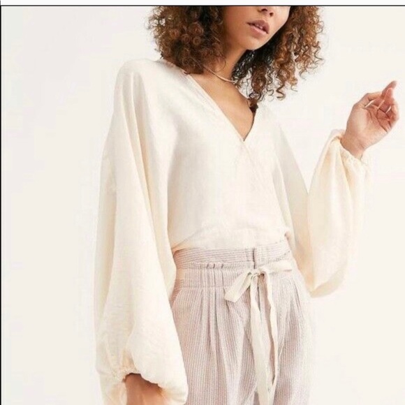 Free People Tops - NWT Free People Top Ivory